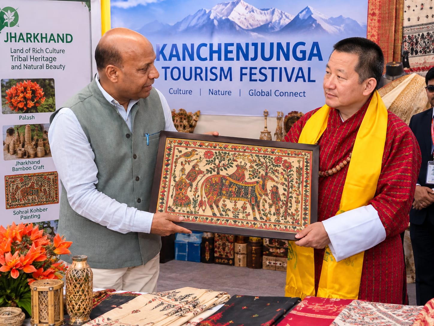 कंचनजंघा पर्यटन महोत्सव में झारखंड की समृद्ध सांस्कृतिक विरासत की गूंज राजमहल विधायक एम टी राजा ने अंतरराष्ट्रीय मंच पर प्रस्तुत की झारखंडी कला, संस्कृति और जनजातीय विरासत - header image